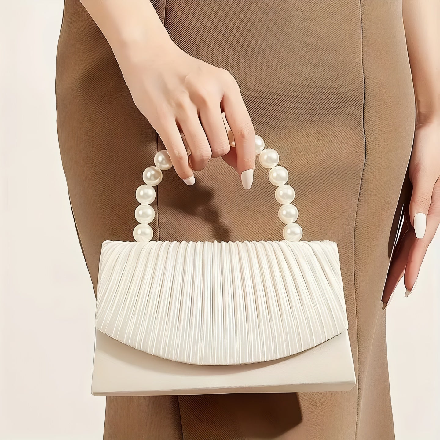 Royal Pearl Clutch